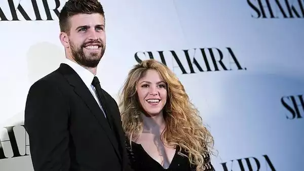 Shakira pokes fun at Pique for selecting Messi as winger in dream team