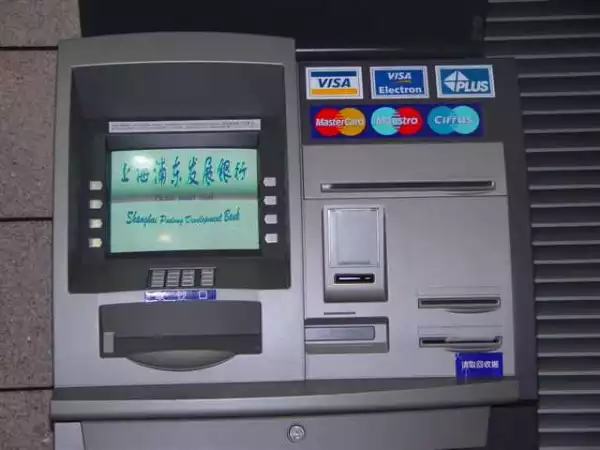 So True, 7 Annoying People You Meet At The ATM