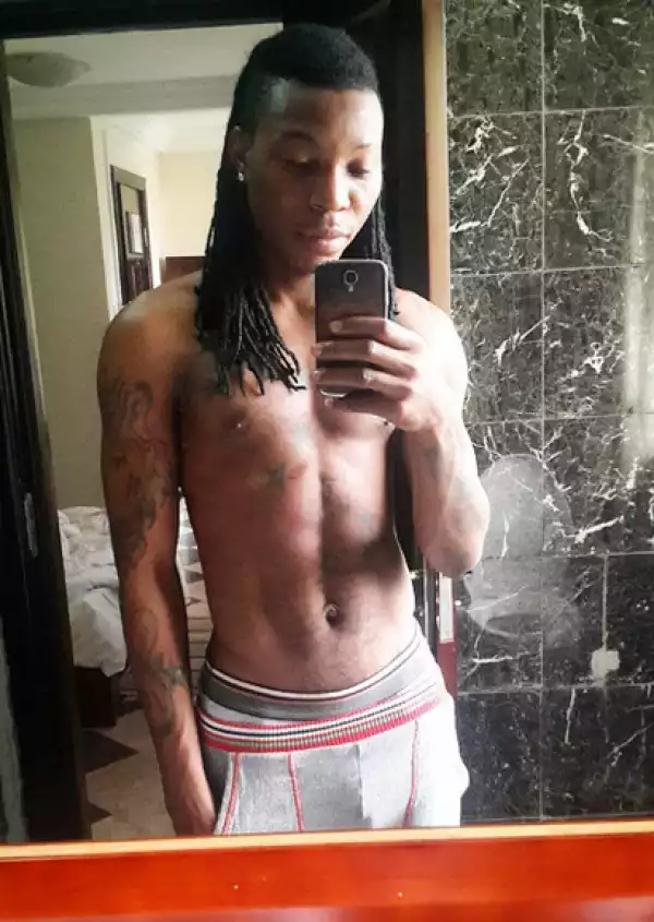 Solidstar showed out his body 
