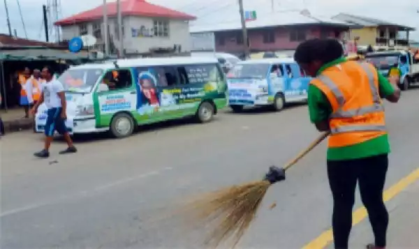 Street Sweepers Beg Fayose, ‘Please, Don’t Sack Us’