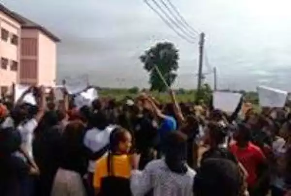 Students protest alleged attempted rape in FUTO