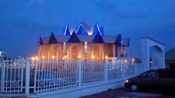 The magnificient Imo state House Chapel   Buhari, Amaechi others visit