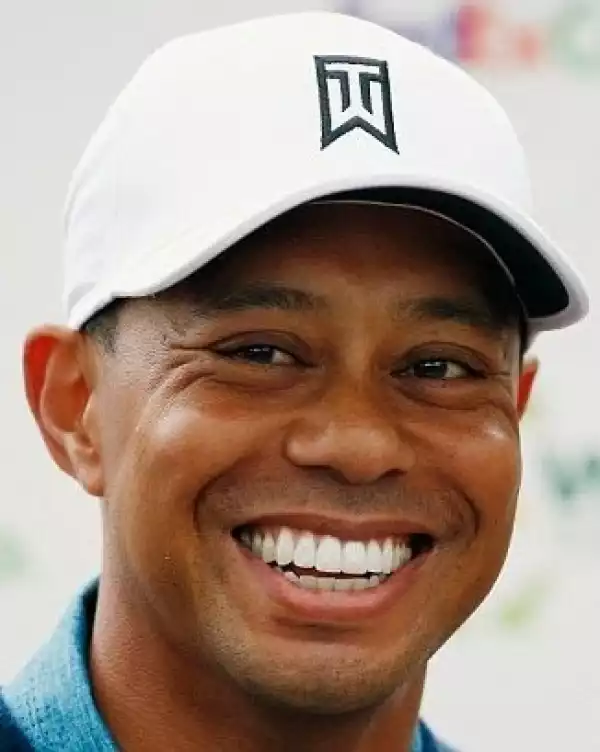 Tiger Woods replaces tooth that got knocked out