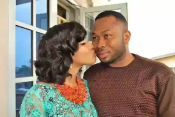 Tonto Dikeh Dragged At Tejuosho Market As She Goes Shopping For Wedding Lace