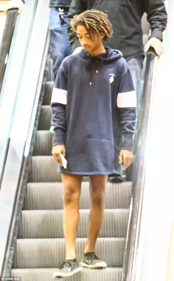 WTF?!: 16-Years-Old Jaden Smith Forgets His Trousers At Home