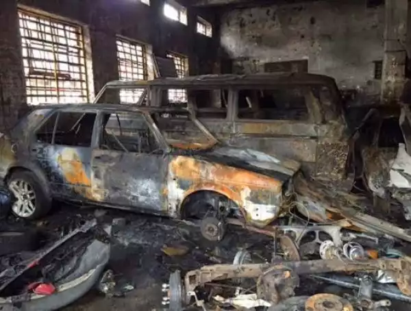 Xenophobia: How Nigerians Lost N21m In Burnt Cars, Looted & Burnt Shops - Envoy