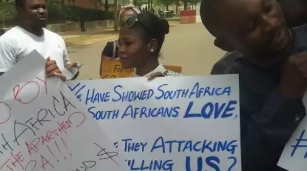 Xenophobia: Nigerians Threaten To ‘Bite’ South Africa After 24 Hours