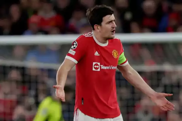 EPL: Harry Maguire told to leave Manchester United for rivals