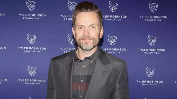 Joel McHale Set to Star in Fox Comedy Animal Control