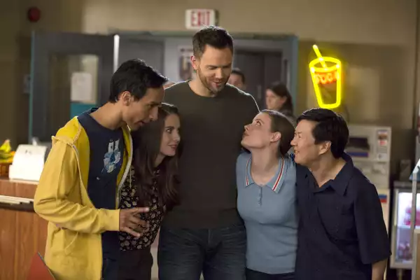 ‘Community’ Film Is Finally Real As Peacock Orders Closing Feature With Original Stars