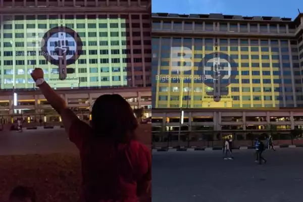 Protesters Project The EndSARS Logo On Tinubu’s Oriental Hotel In Lagos (Photos)
