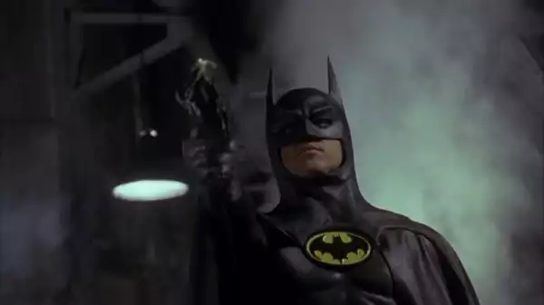 Batgirl Set Photos Unveil First Look at Michael Keaton in Batman Suit