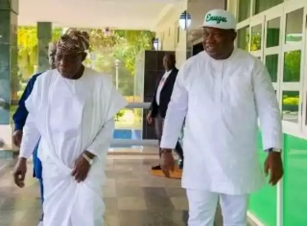Obasanjo Lands In Enugu, Visits Ugwuanyi (Pictures)