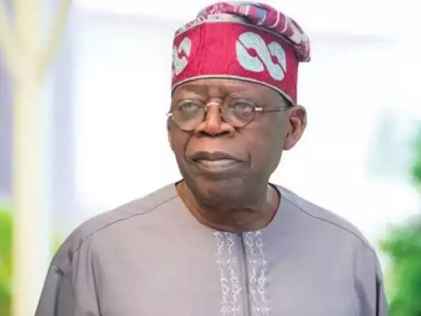 Tinubu: Don’t Convert Aso Rock To Retirement Home – Nigerians Reacts to Asiwaju Wet Cloth Video