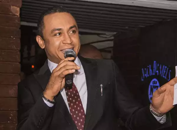 Daddy Freeze Allegedly Calls Bishop Oyedepo A “Bastard” And A “Bald Headed Fowl” (Watch Video)