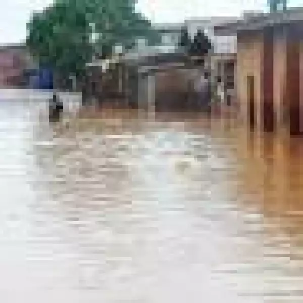 Flood Destroys Several Shops In Anambra Market