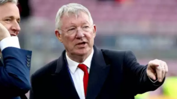SNAPPED: Sir Alex flies with Man Utd squad to Europa League final