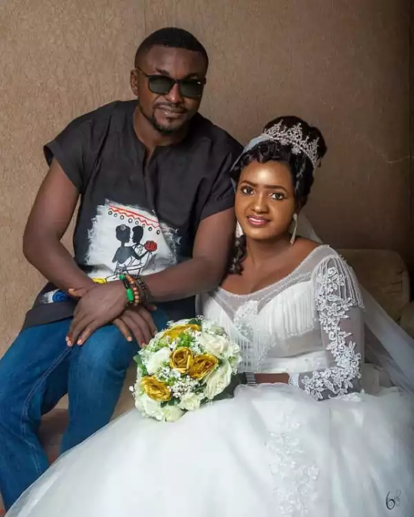 Nigerian Groom Rocks Dashiki and Jean to His Wedding, Nigerians React (Photos)
