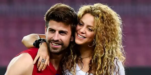 I Stopped A Plane In Barcelona Just To Kiss Gerard Pique – Shakira Confesses