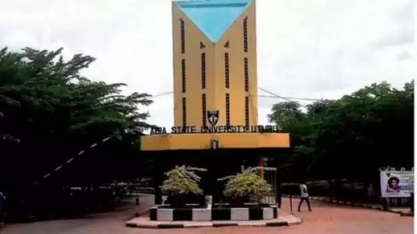 Nigerian University Students Accuse Female Head Of Department Of S*xual Harassment