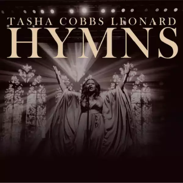 Tasha Cobbs Leonard – The Moment (Live)
