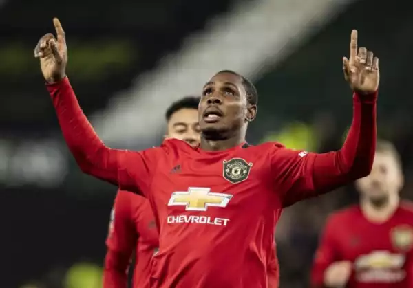 Ighalo Sends Message To Cavani, Others Ahead Of Newcastle Vs Man Utd Clash