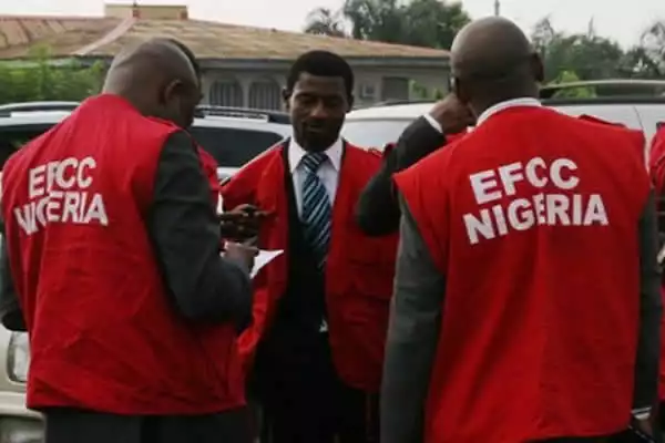 EFCC arrests man with N30m new naira notes