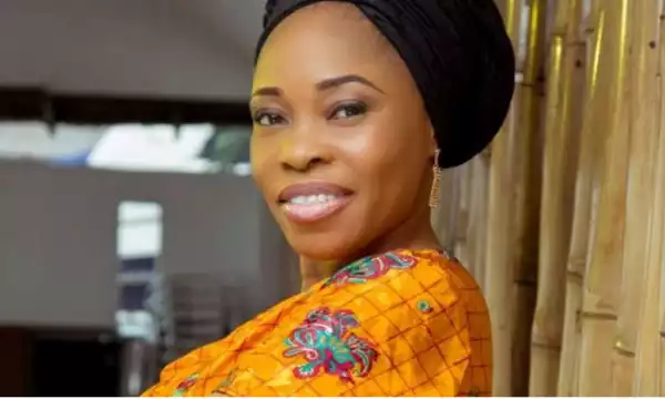 Aboru Aboye Purely Yoruba Language, Not For Ifa Priests – Tope Alabi Reacts to Controversy Caused By Her Song