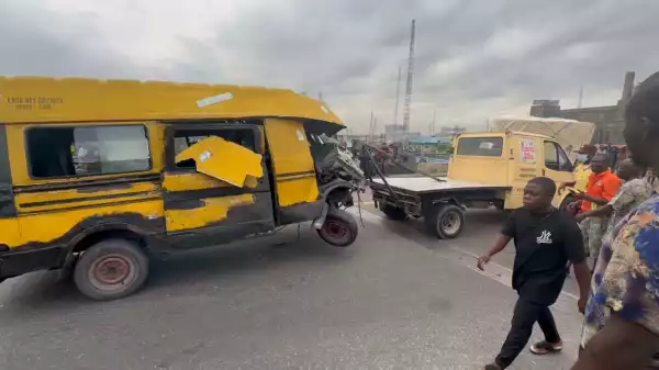 Cement-Laden Truck, Commercial Bus Collide On Lagos Bridge