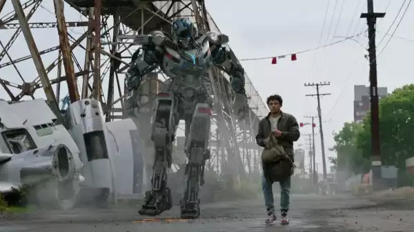 Autobots & Maximals Unite in Transformers: Rise of the Beasts Poster