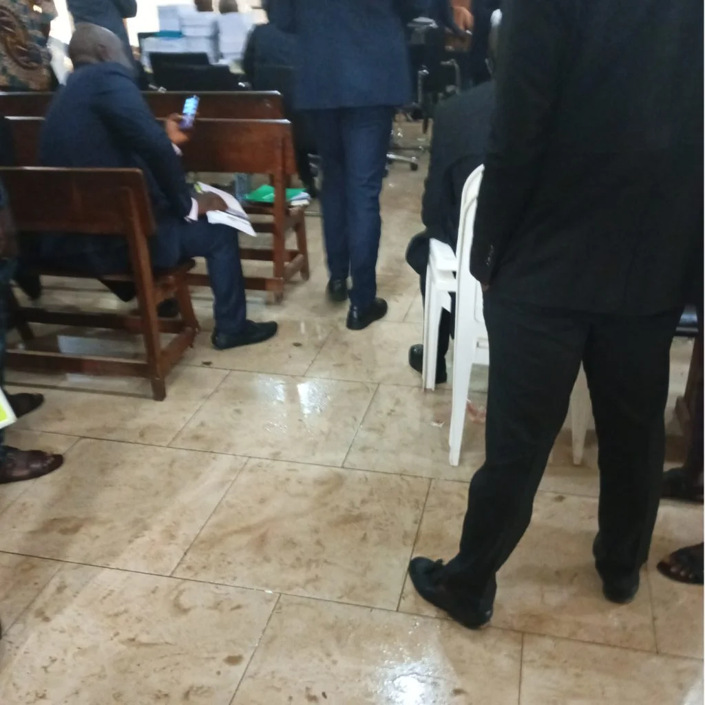 Oyetola vs Adeleke: Leaking roof at Osun election tribunal building interrupts sitting