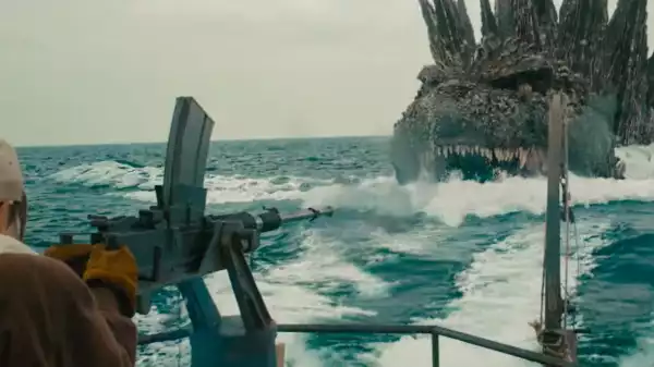 Godzilla Minus One Clip Shows Titular Kaiju Chasing a Tugboat