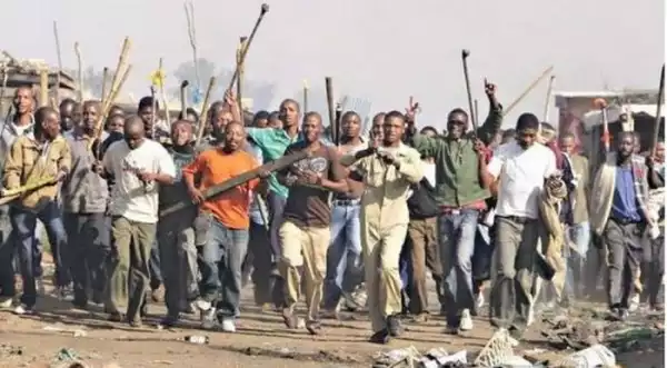 JUST IN!!! Clash Between Black Axe, Eiye Cult Claims Over 5 Lives In Osun State