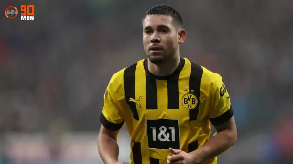 Raphael Guerreiro: Premier League clubs consider offers for out-of-contract Dortmund star