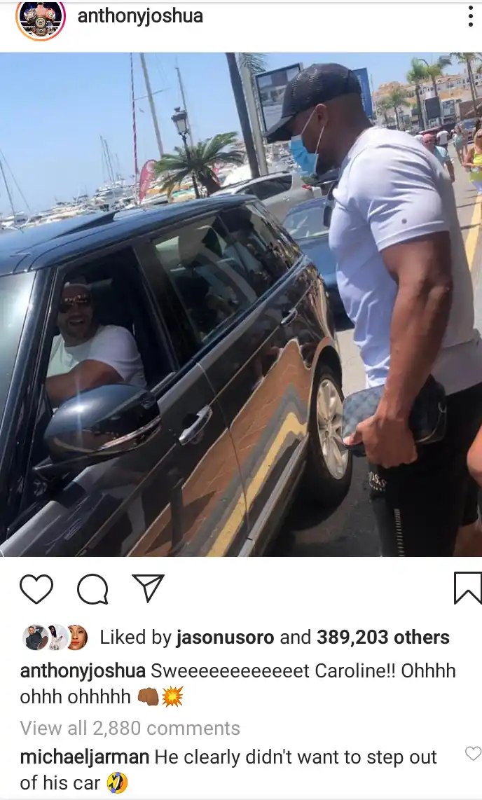 Anthony Joshua and Tyson Fury bump into each other while holidaying in Marbella (photo)