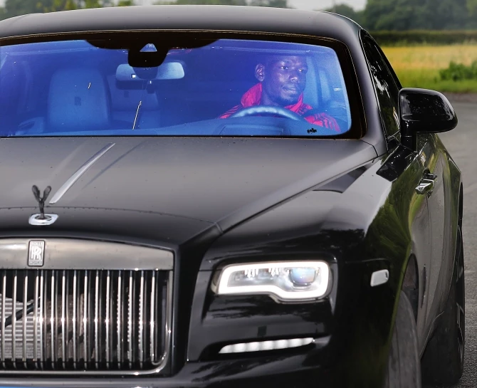 Man Utd star Paul Pogba’s Rolls-Royce seized by police for having French number plate (photos)