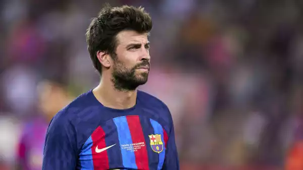 Gerard Pique offers Barcelona huge wage gesture ahead of further cuts