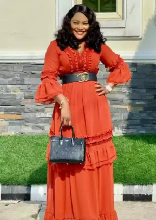 I Am Ready to Apologize - Actress Uche Elendu Reacts After Being Accused of Bullying a Lady In Secondary School