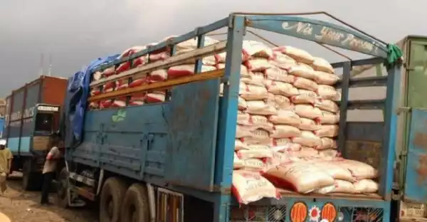 FG donates 110 trucks of food stuffs to Kano state