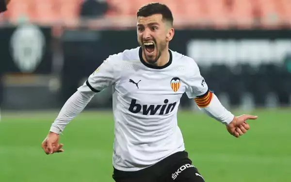 Barcelona could miss out on smart transfer for €25m rated star as La Liga rivals would rather sell to Juventus