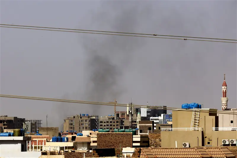 Fighting in Sudan enters second week as truce breaks