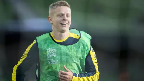 Zinchenko agrees contract with Arsenal