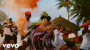 Yemi Alade – Baddie (Video)