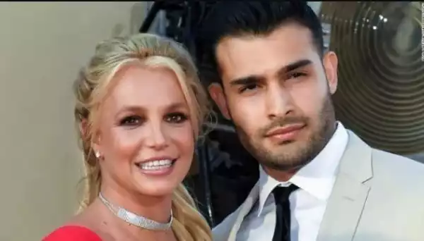 Britney Spears Suffers Miscarriage Weeks After Announcing She
