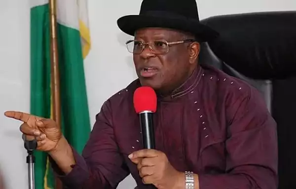 Governor Umahi Shut Down All Government Activities As Top Govt Officials Test Positive To COVID-19
