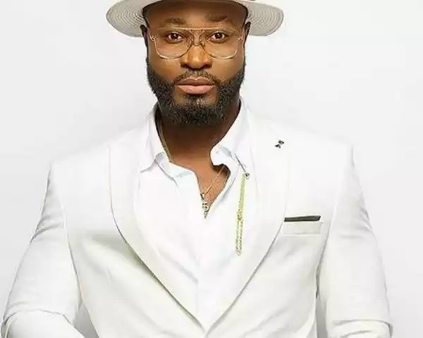 Harrysong tells Buhari to stop borrowing money from other countries