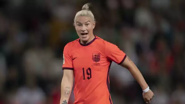 Tottenham complete signing of Bethany England from Chelsea