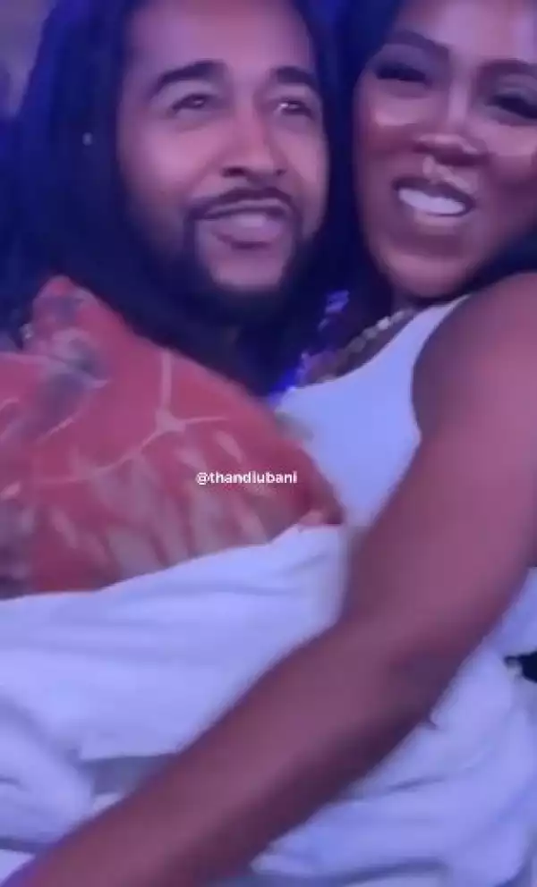 Tiwa Savage Gets Romantic With US Singer, Omarion On Stage (Video)