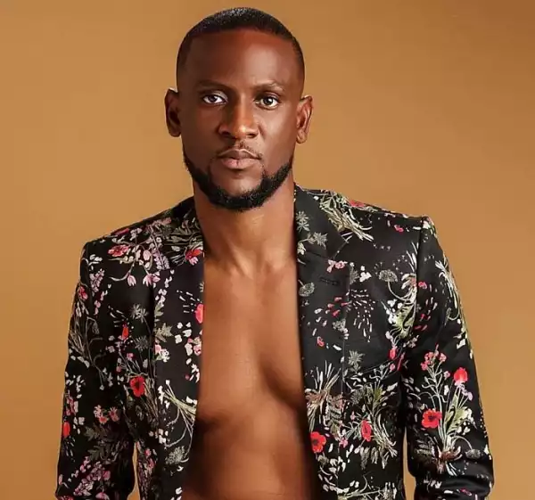 ‘No Matter How Touching Your Story Is, I Won’t Send You Money’ – Omashola Notifies Fans