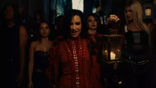 Demi Lovato - SWINE (Video)